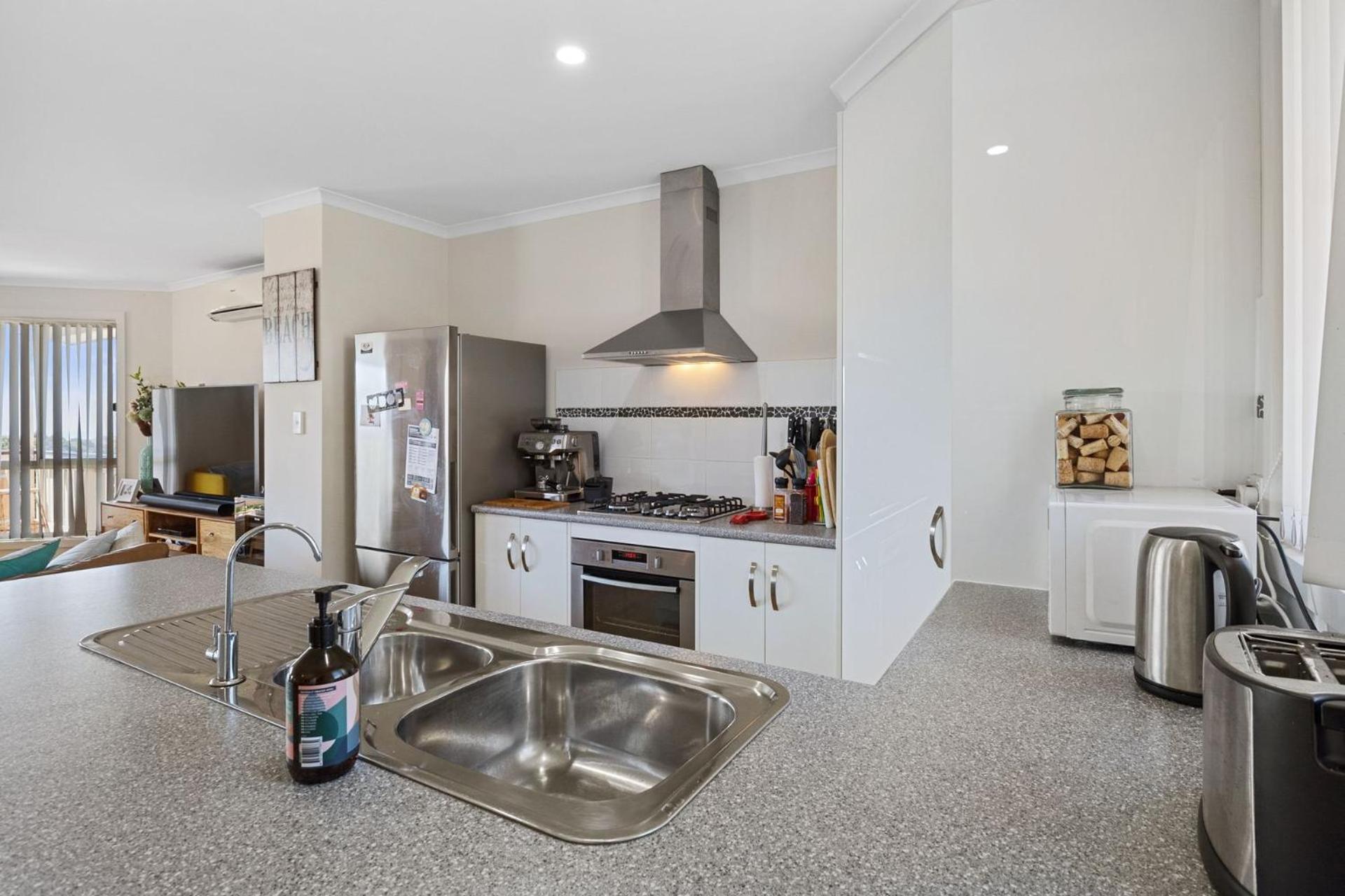 Valley Views - 11 Woodgate Road