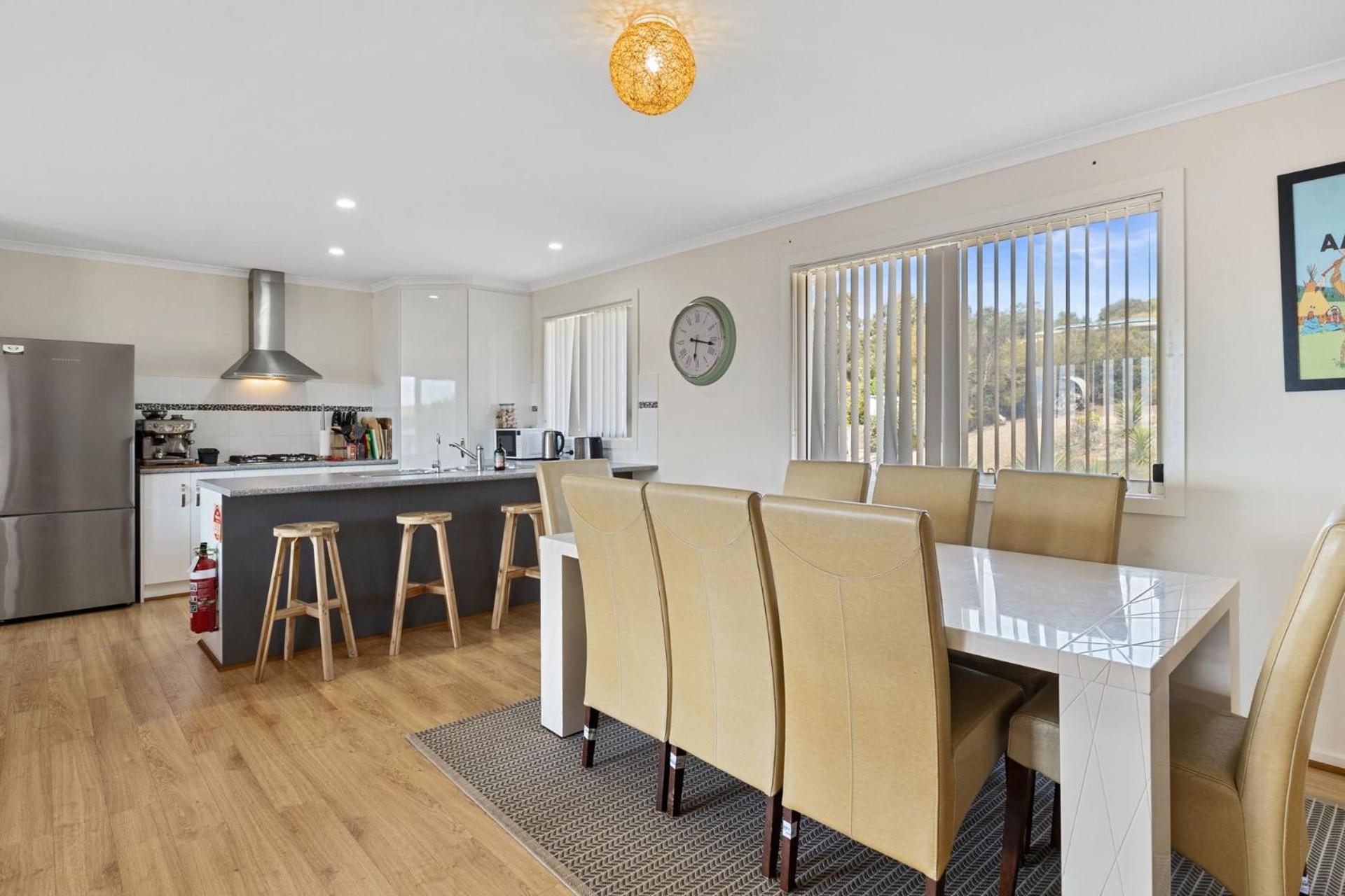 Valley Views - 11 Woodgate Road