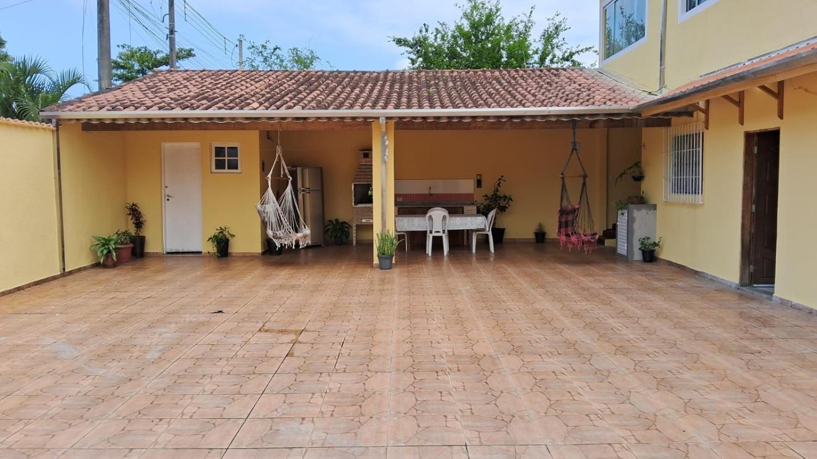 Casa Amarela Caragua