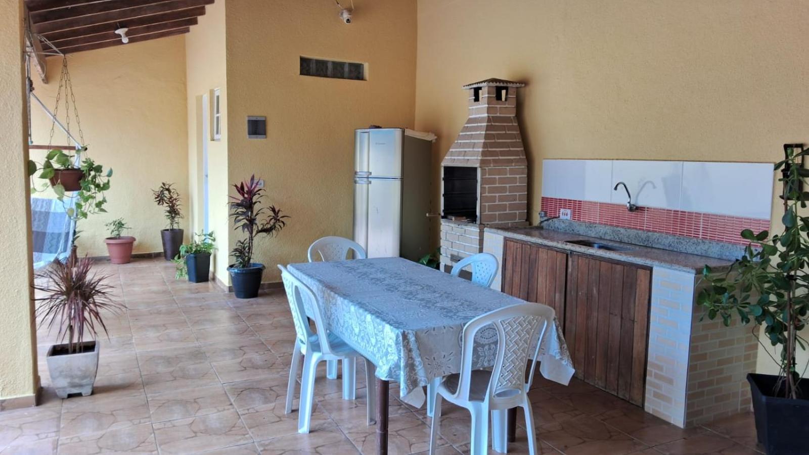 Casa Amarela Caragua