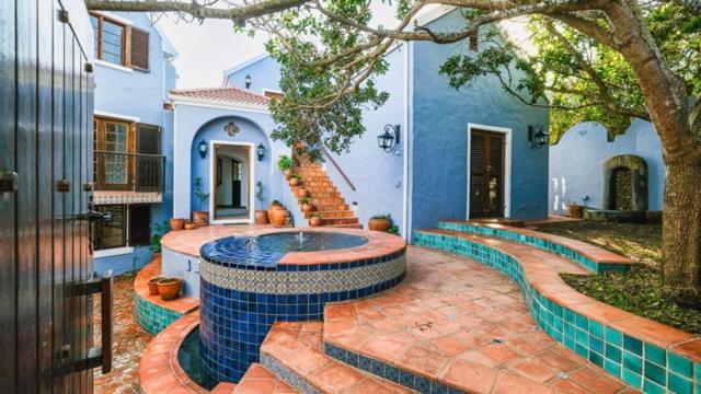 Milkwood Beach Apartment view 5