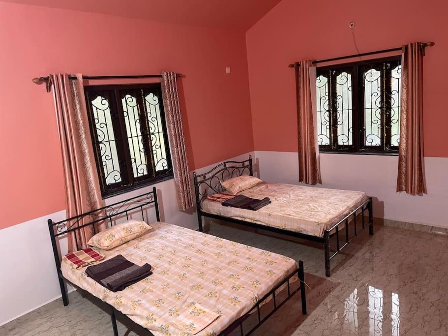 Gonsalves Holiday Home-Entire house view 4