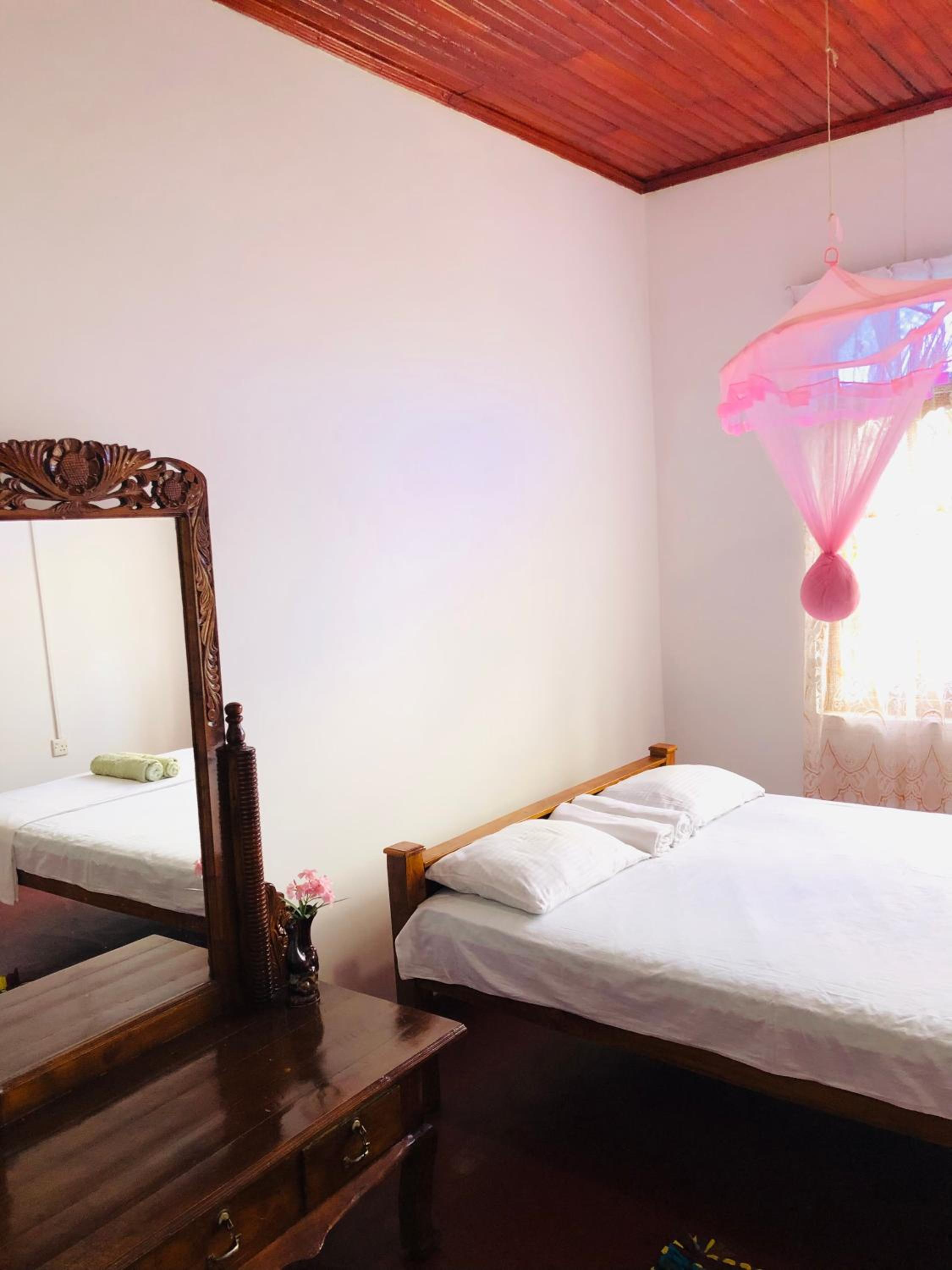 Goyambokka Richard Home Stay view 3