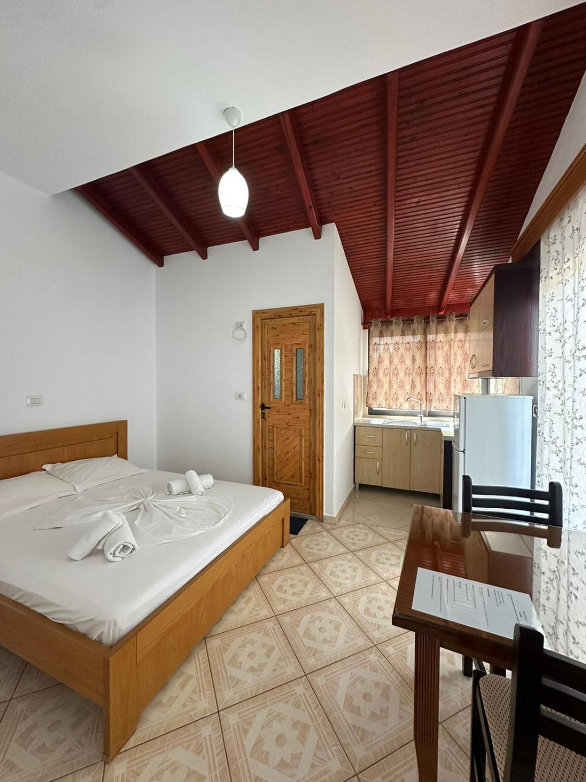 Seli's Vila Ksamil