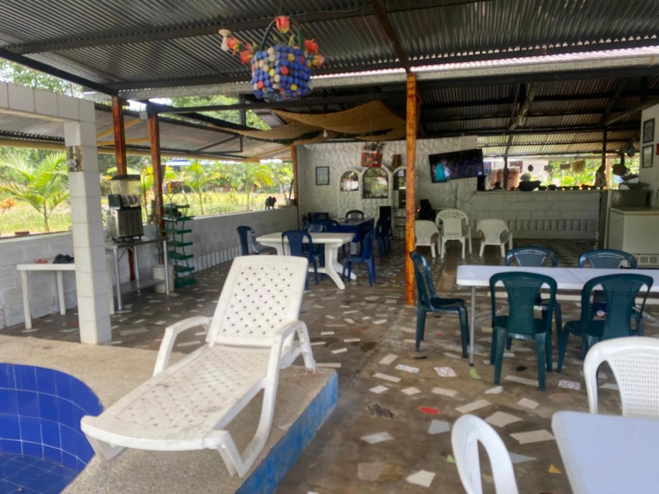 Hostal Macayaco