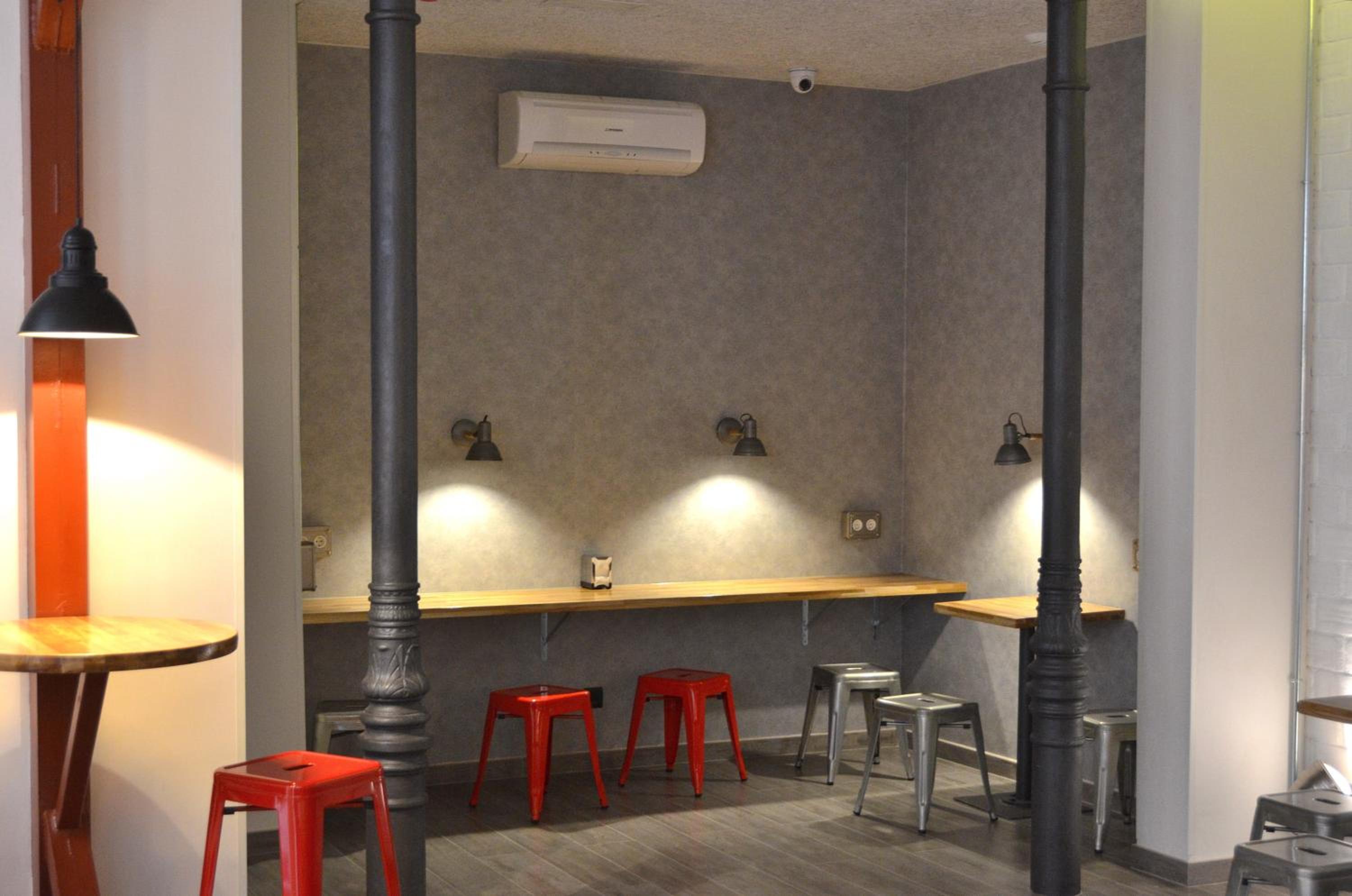 Far Home Atocha - Image 3