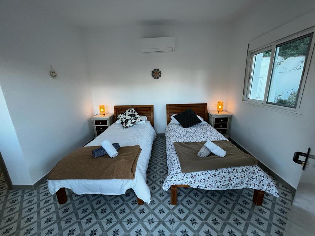 Luxury Wellness Villa with Pool Yoga Studio & Hammam for 14p & 40 min to Malaga city