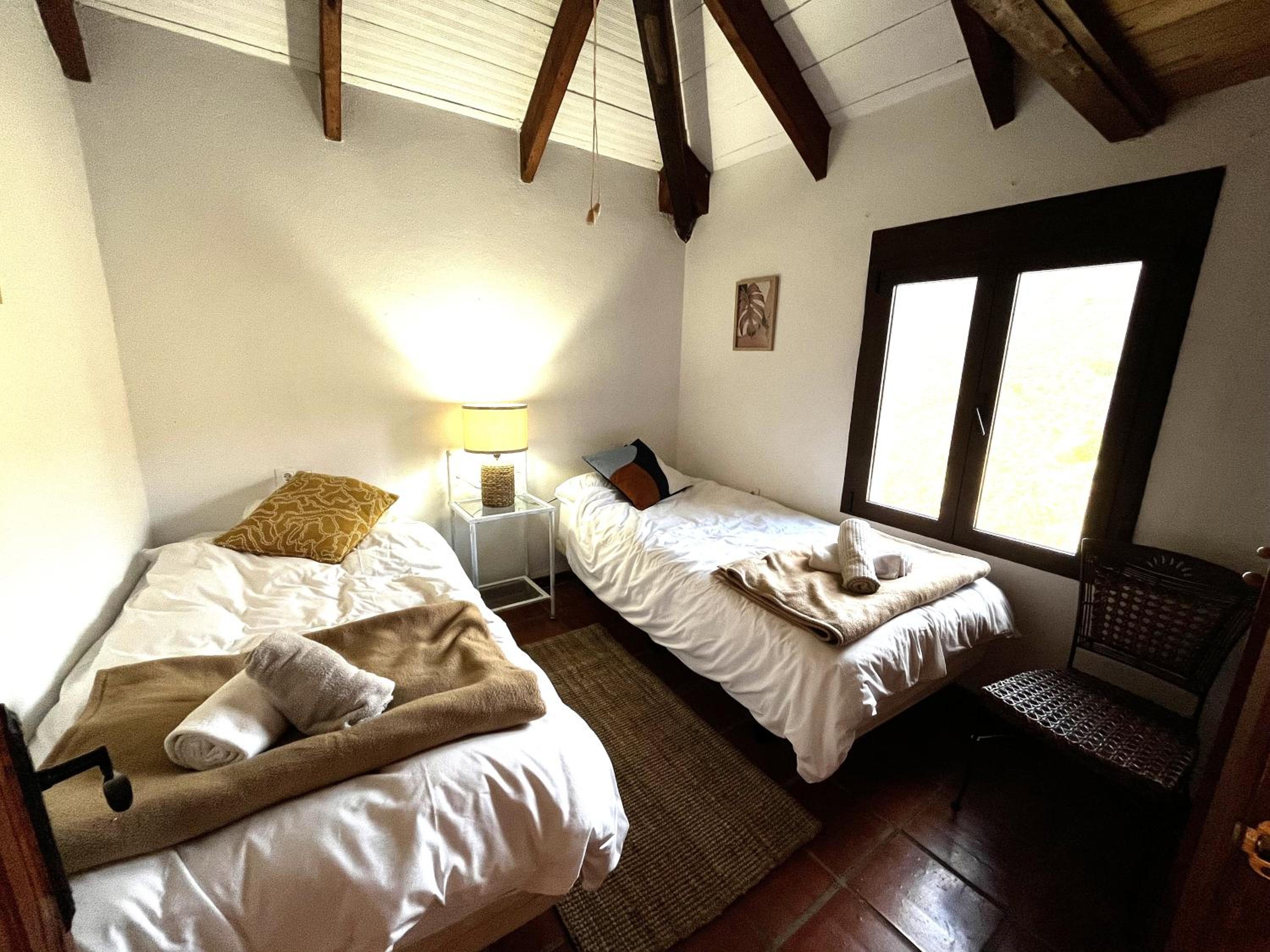 Luxury Wellness Villa with Pool Yoga Studio & Hammam for 14p & 40 min to Malaga city