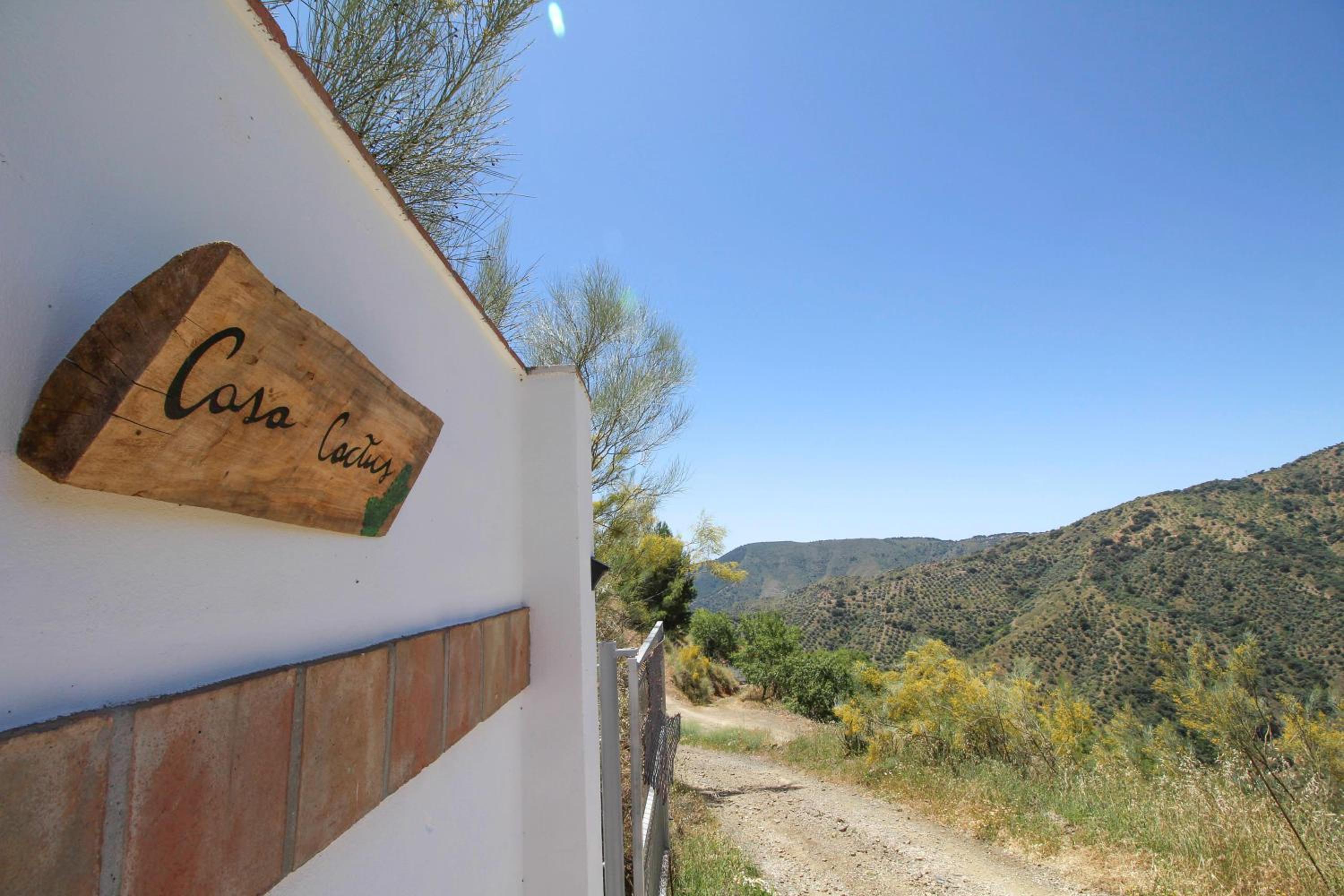 Luxury Wellness Villa with Pool Yoga Studio & Hammam for 14p & 40 min to Malaga city