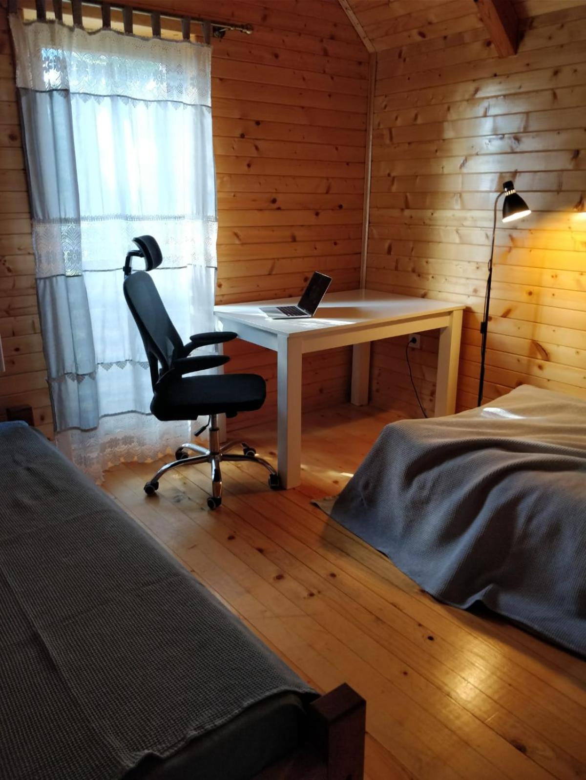Photo 12
