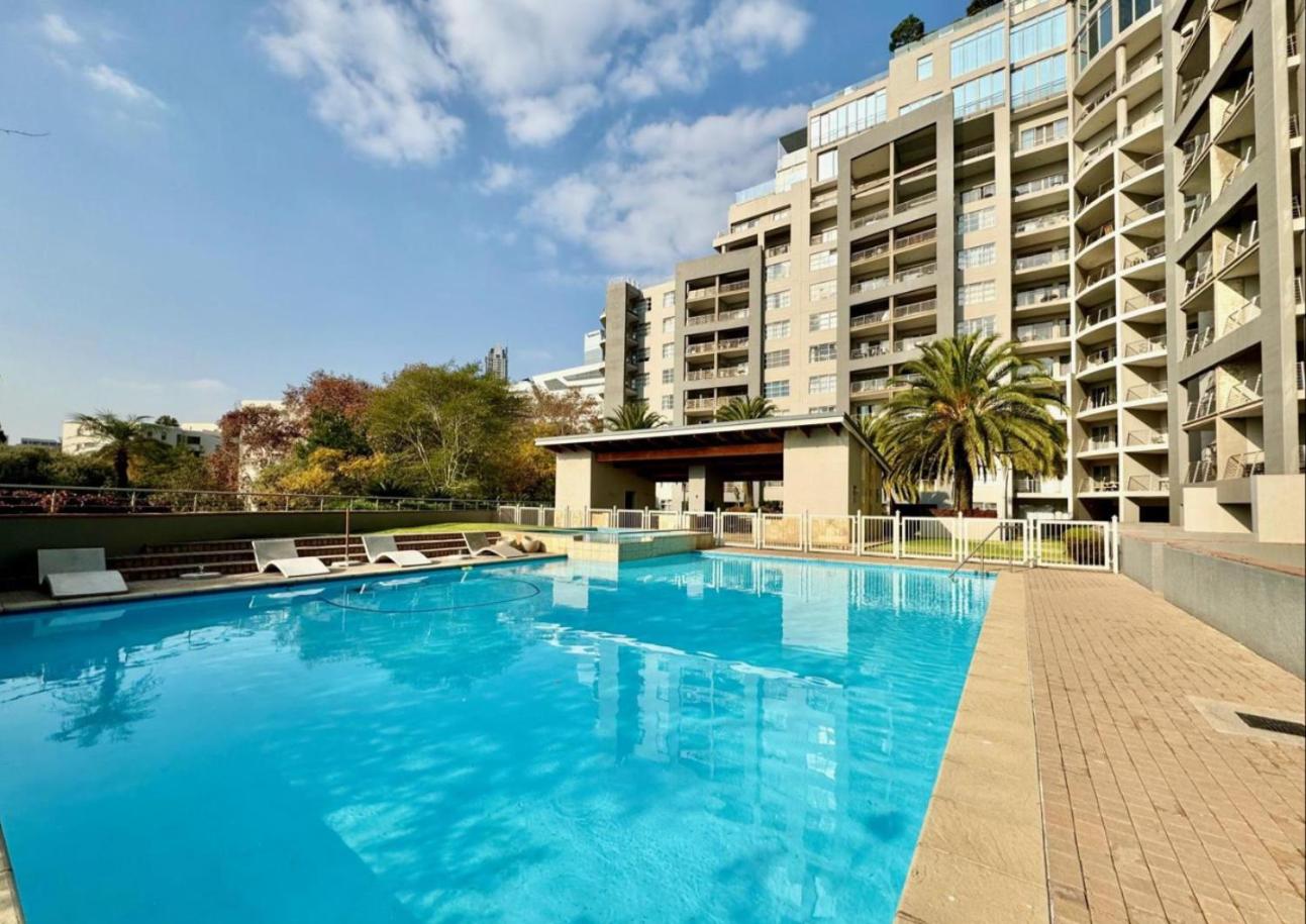 Stunning apartment in Sandton Central