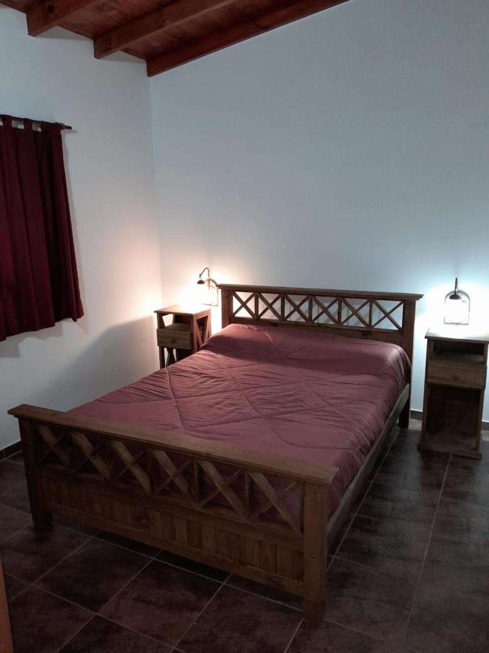 LAS ACACIAS