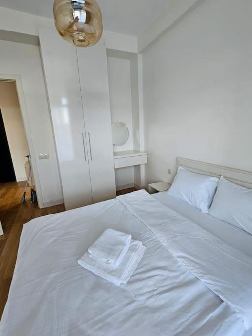 Cozy Apartment at tsereteli ave new view 2