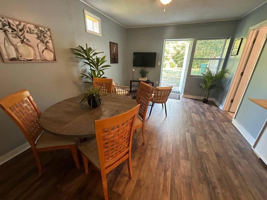 Marianna Vacations - Private place in town - Property Image 1