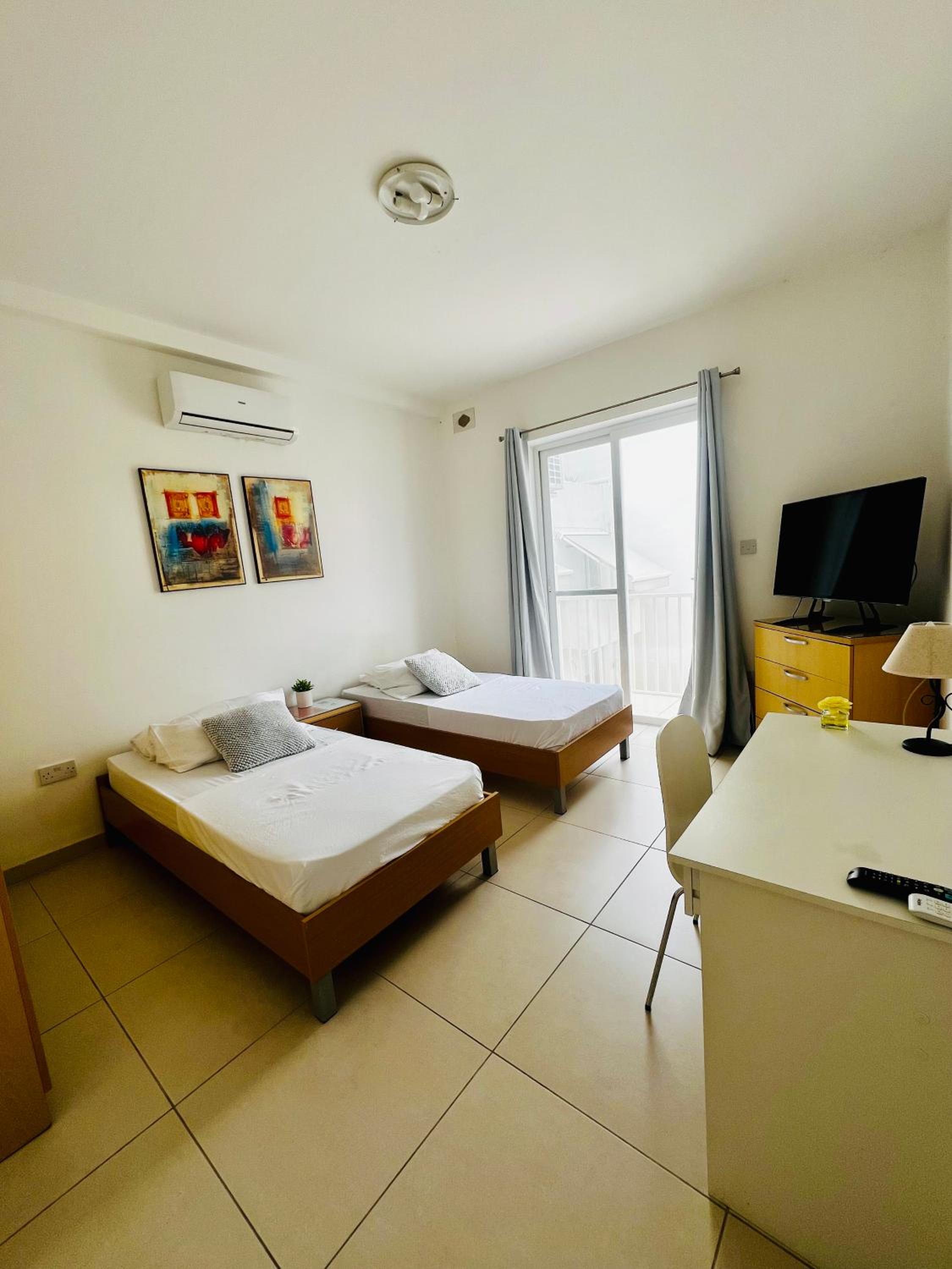 Double room 5min to Paceville view 4