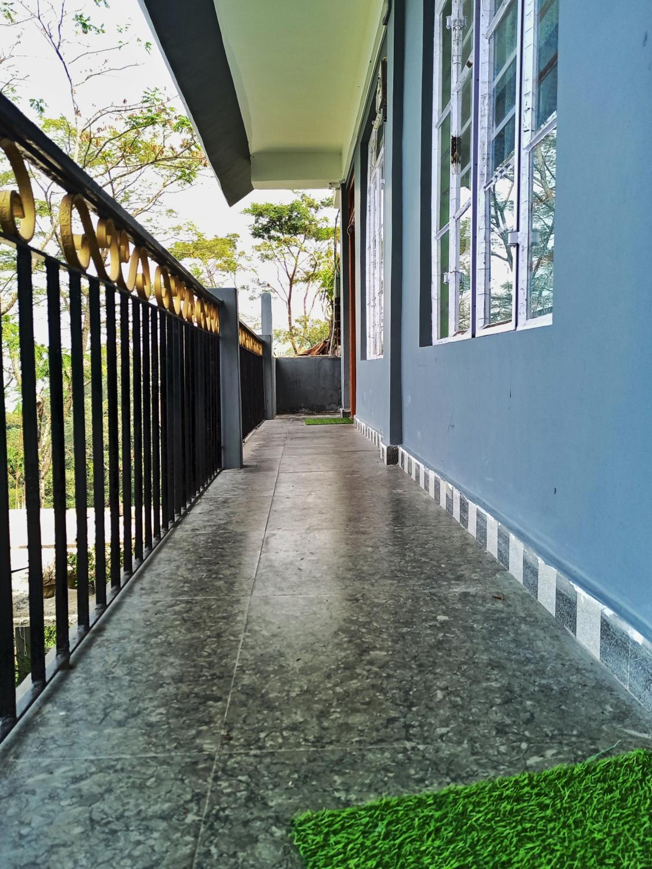 Ratna Homestay & Restaurant view 5