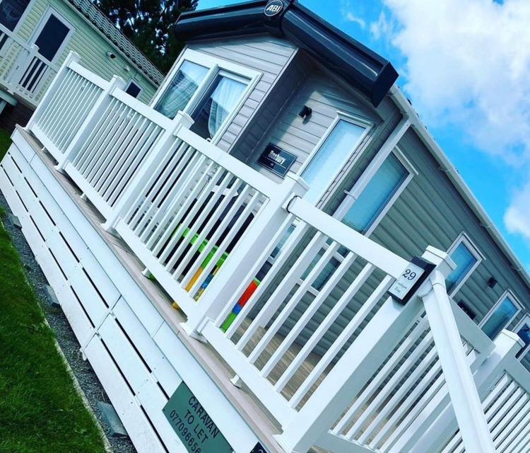 LODGE SEA VIEW On the beach signature gold Hafan y Mor North Wales LL53 6HX view 3