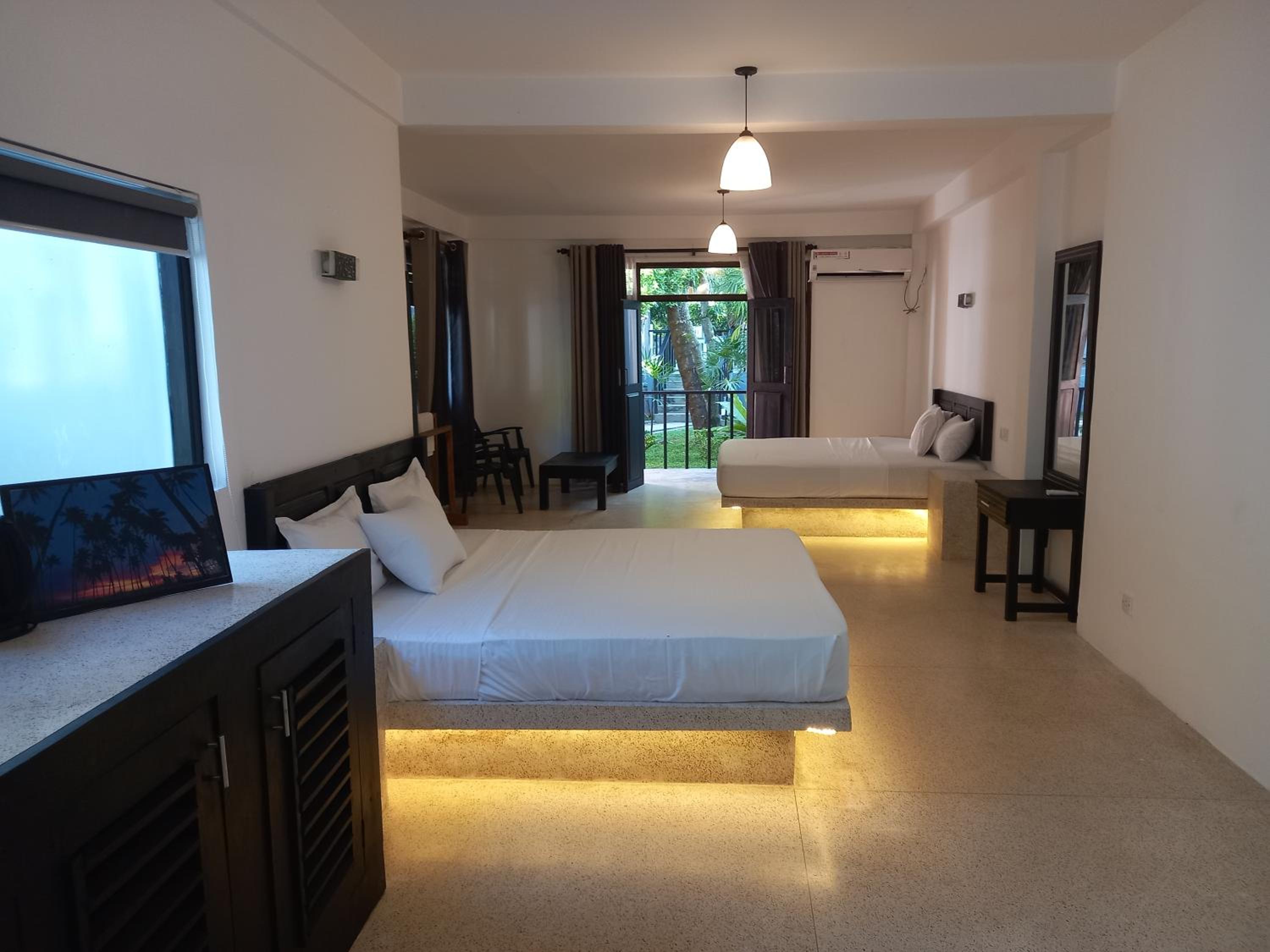 Villa Tangalle Lagoon
