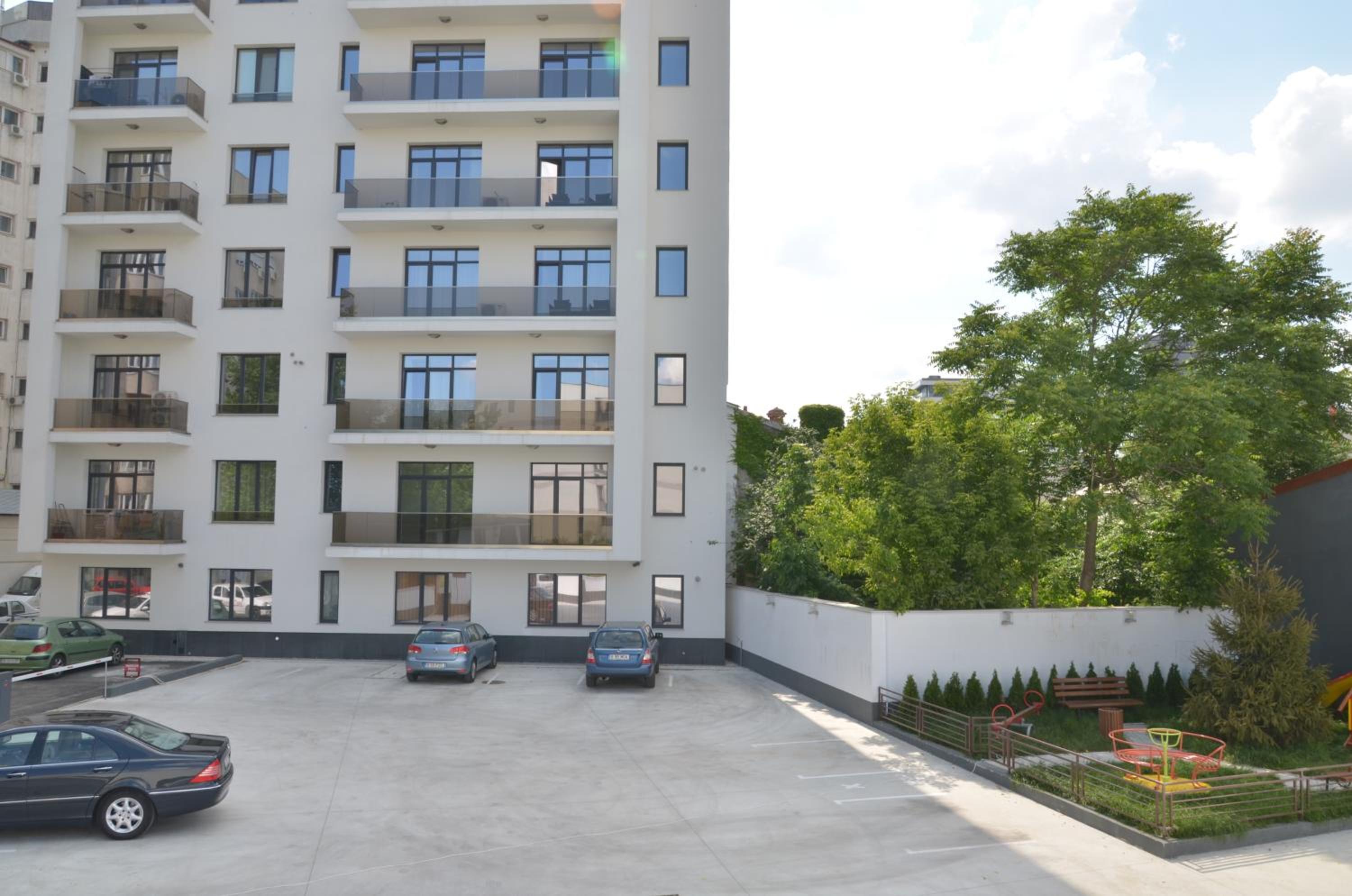Uptown Residence Apartments — photo 50