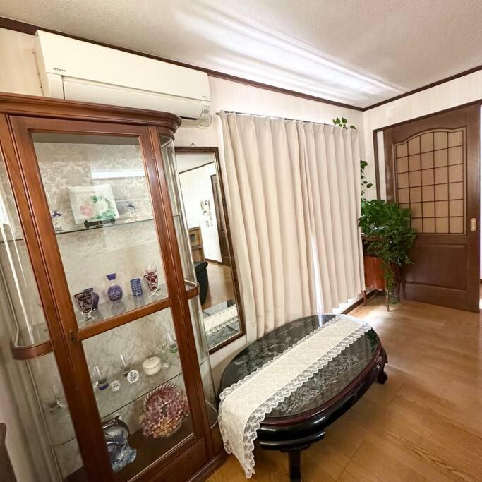 ookubo hills family home