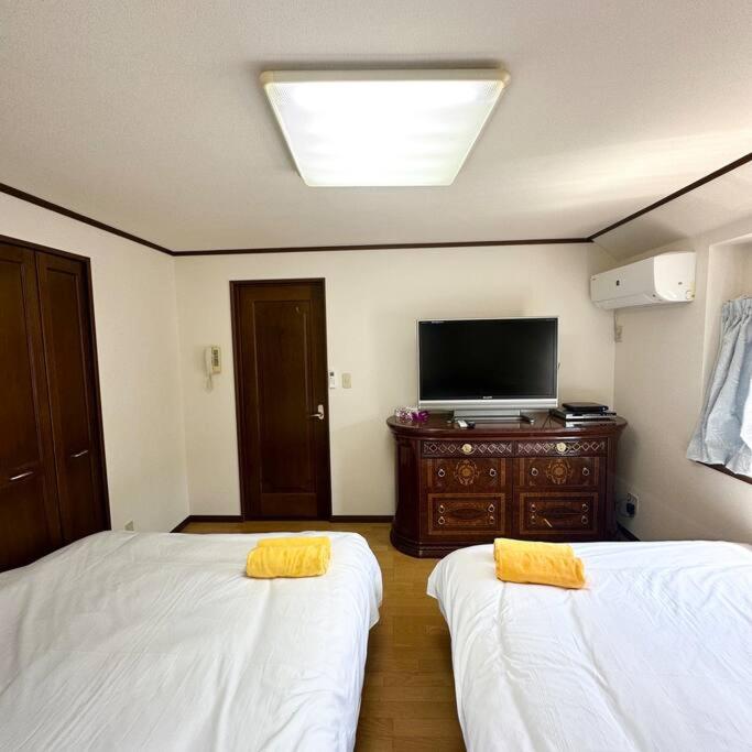 ookubo hills family home