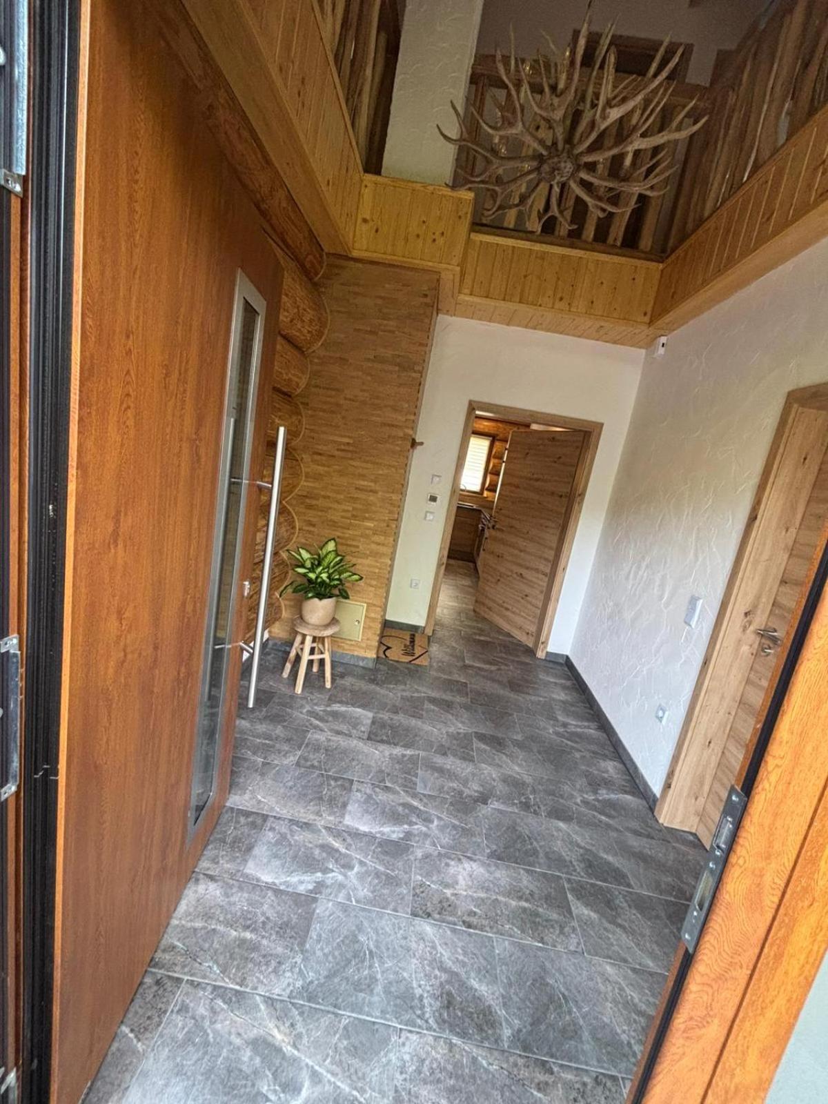 Chalet Nicole