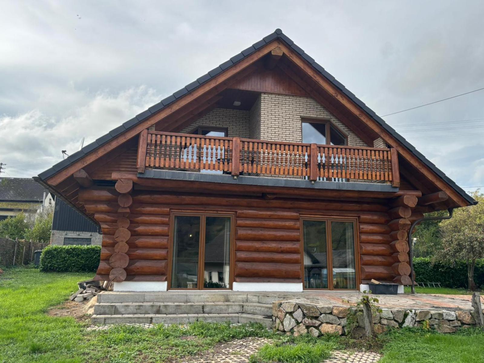 Chalet Nicole
