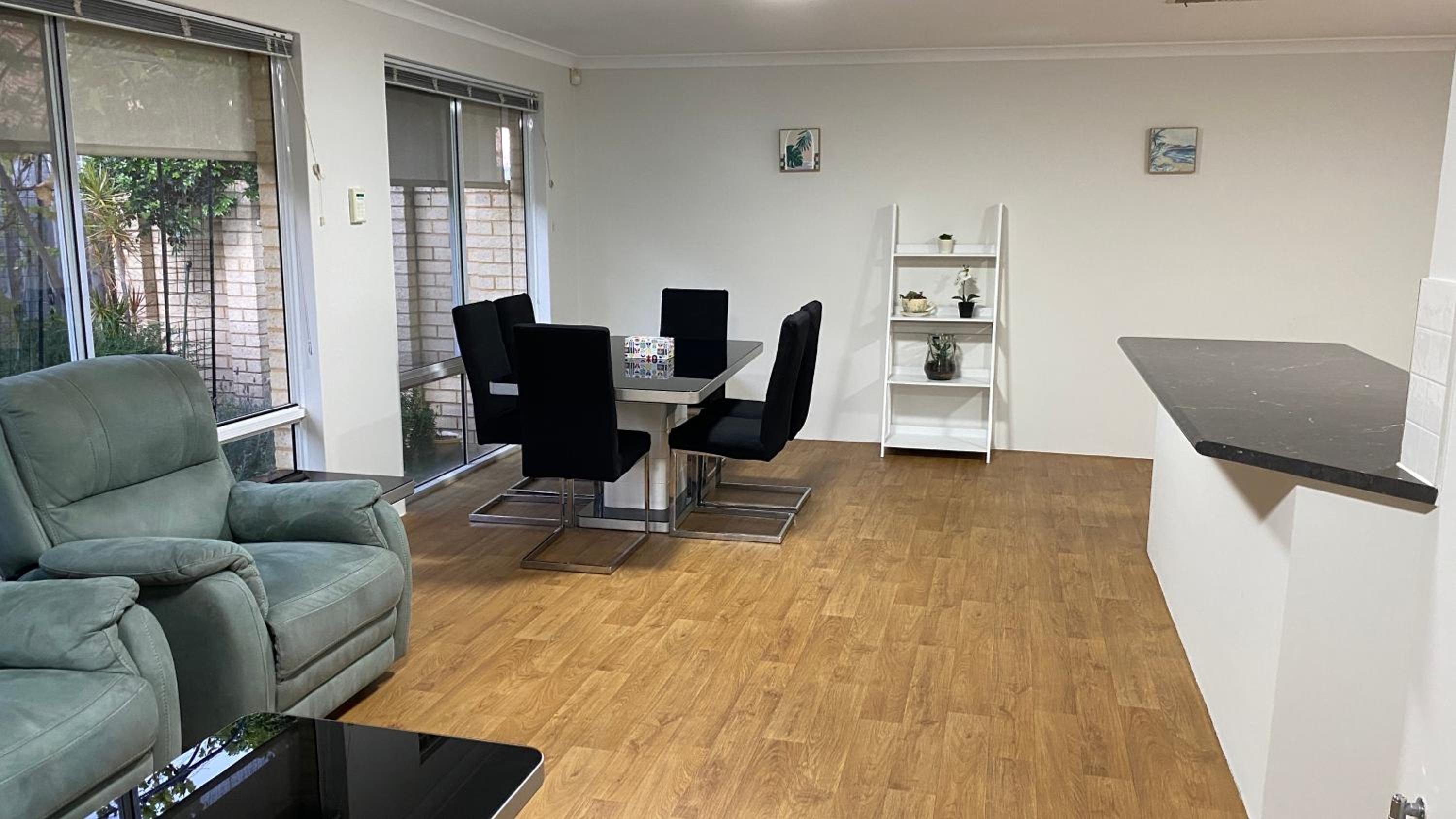 Family Retreat House Ellenbrook