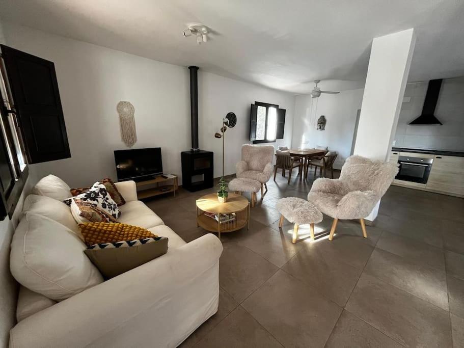 CASA CIELO- Above the clouds - Natural Park Malaga