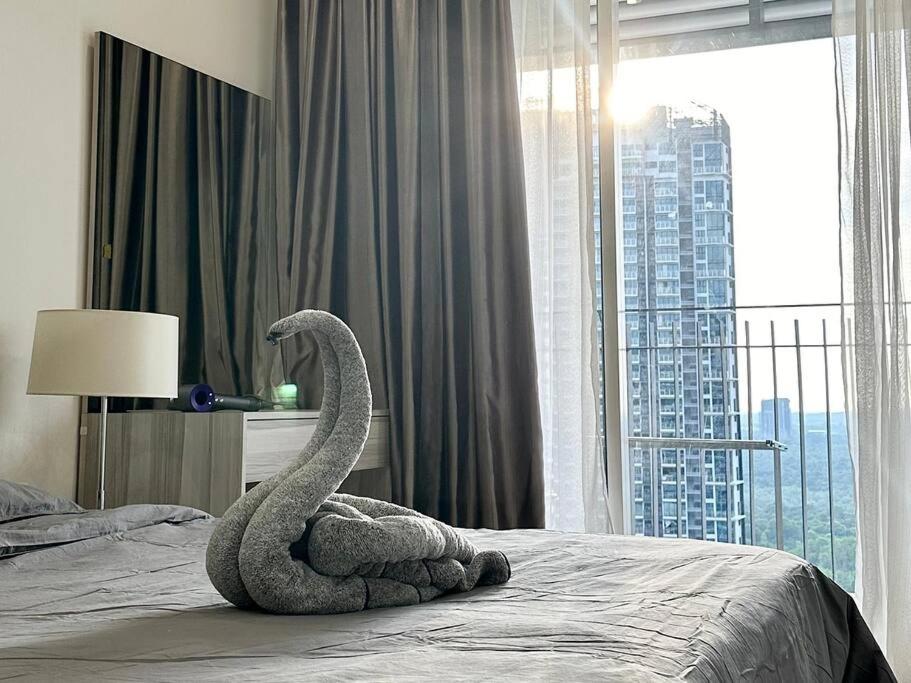 Encorp Marina Puteri Harbour Bathtub Netflix photo 2