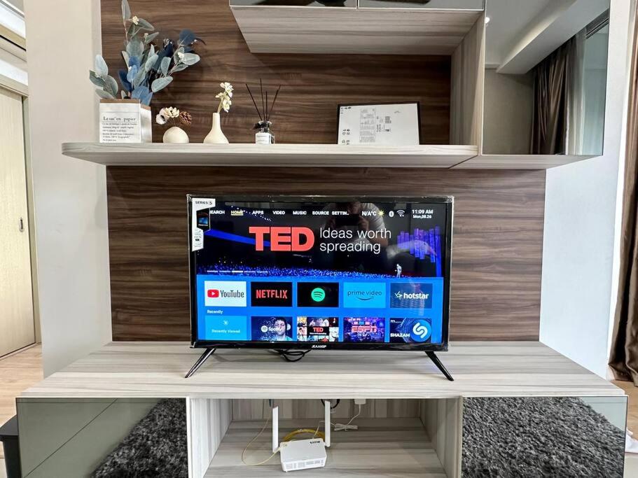 Encorp Marina Puteri Harbour Bathtub Netflix photo 7