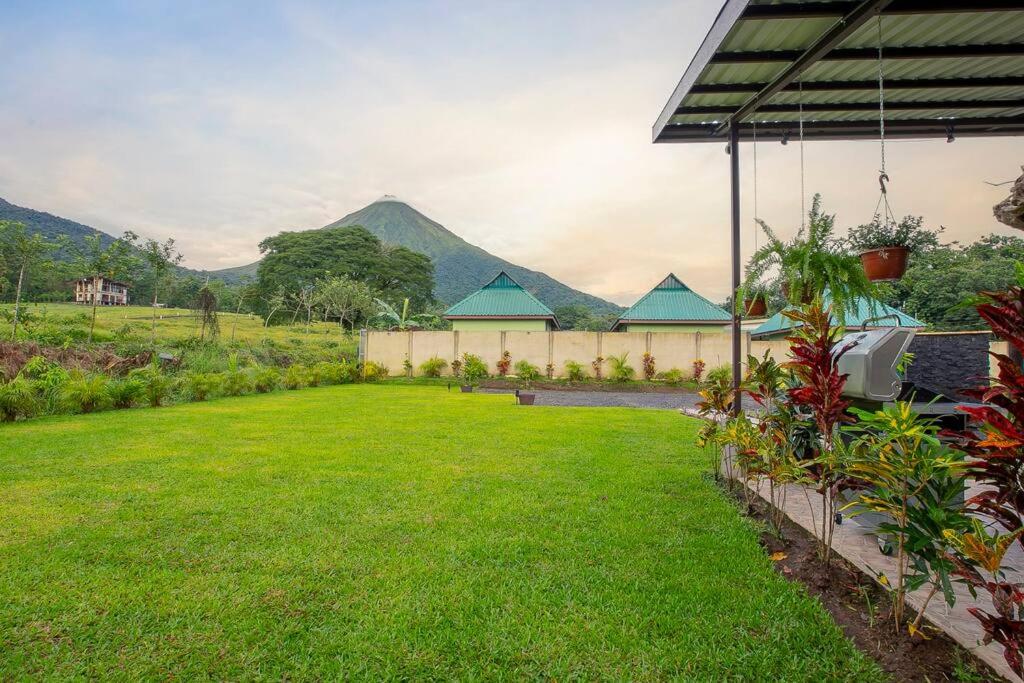 Villa Graceland - Arenal Volcano View