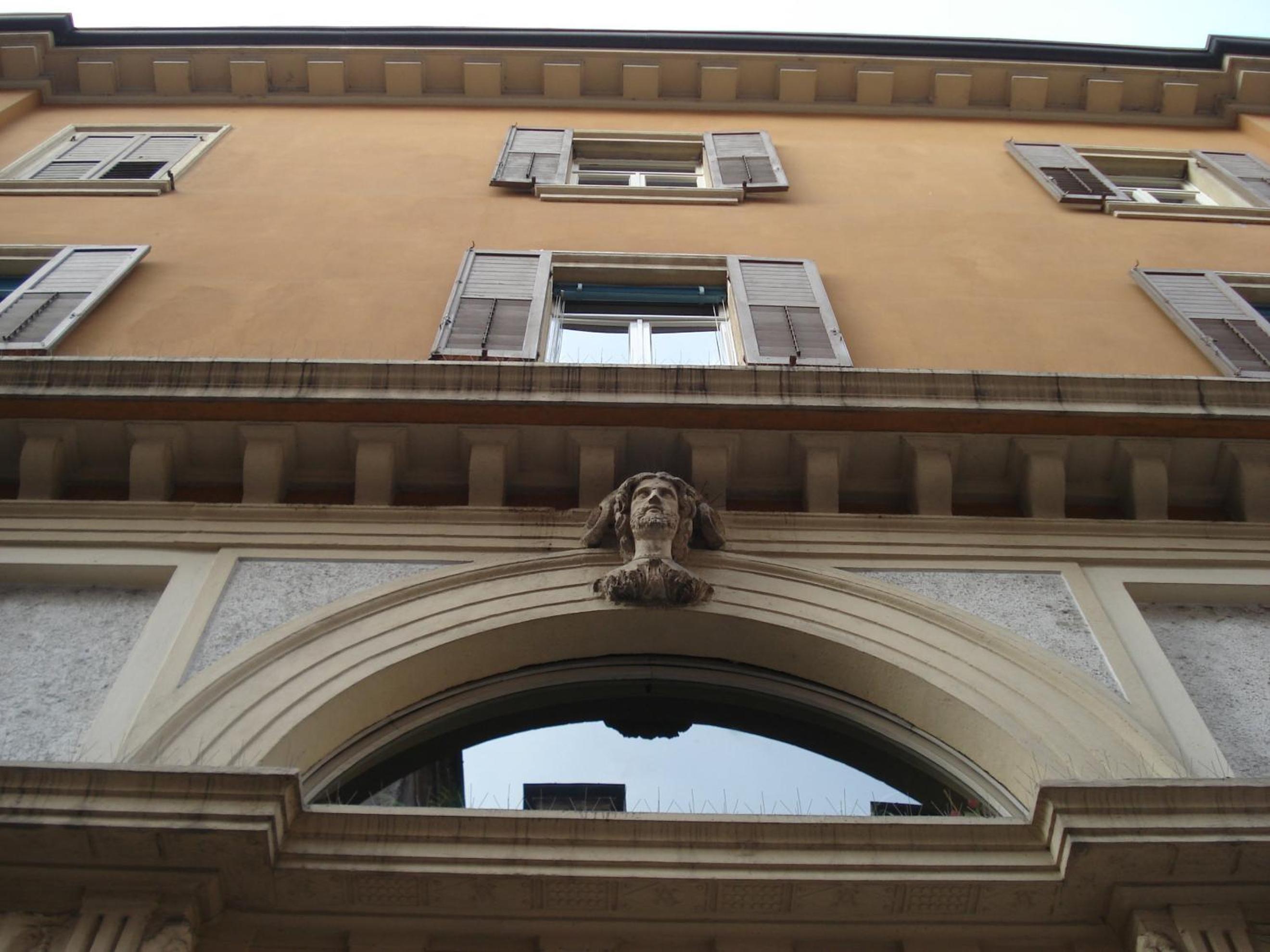 Hotel B&B Quo Vadis Arena - Image 1