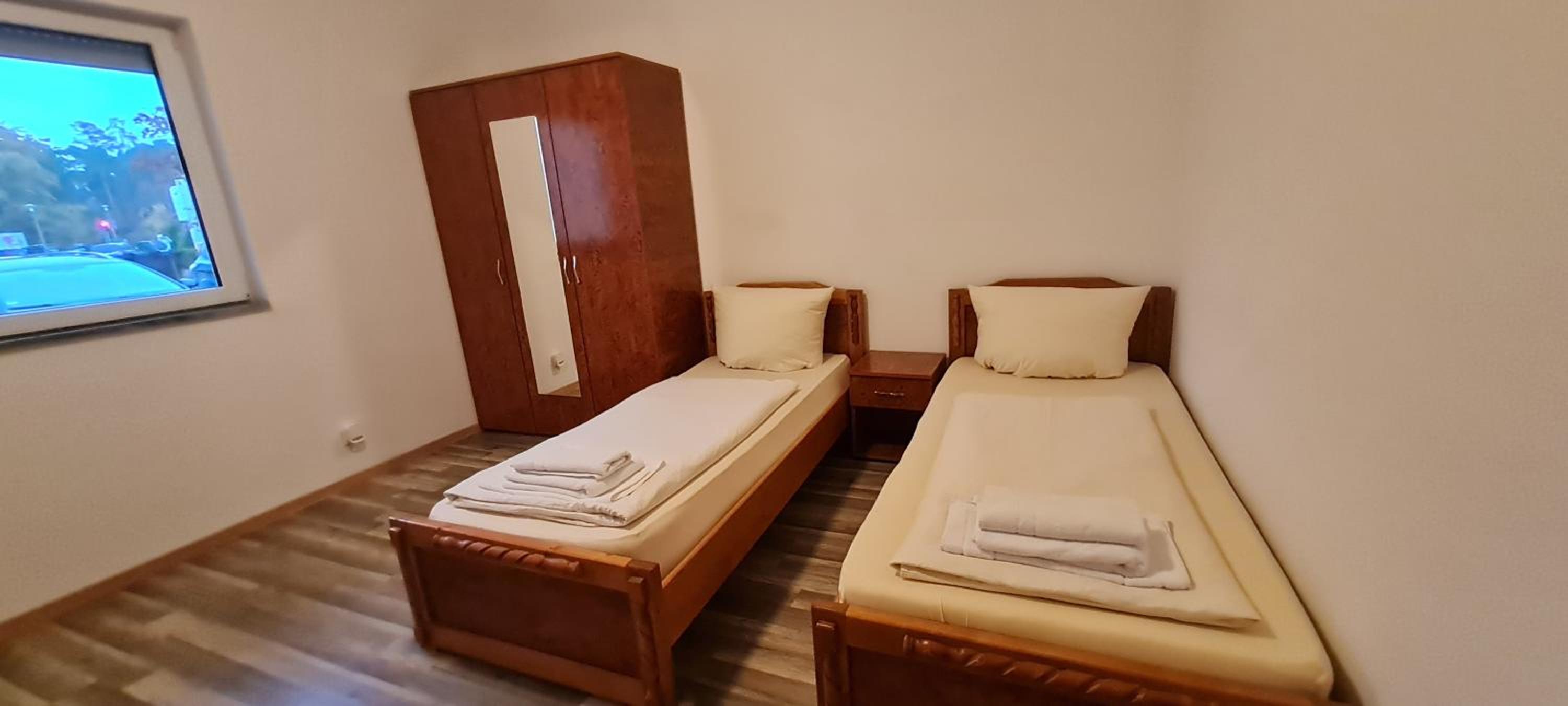 Schöne Hostel mit eigene Parking Netflix YouTube
