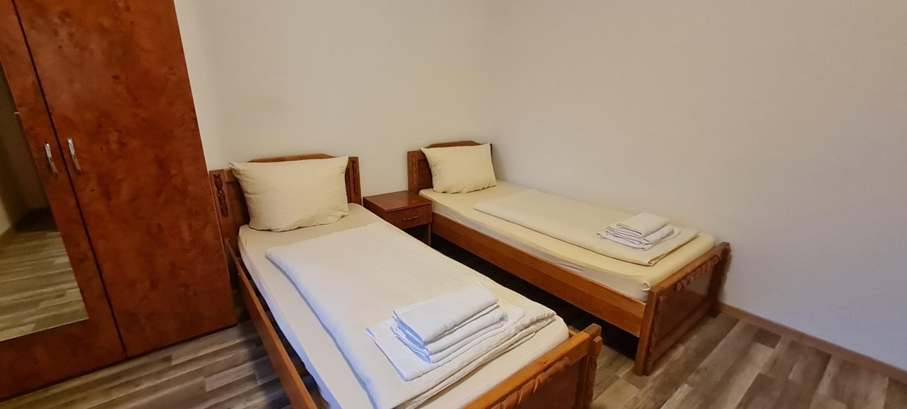 Schöne Hostel mit eigene Parking Netflix YouTube