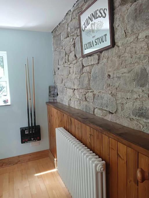 O'Sullivan's Cottage view 3