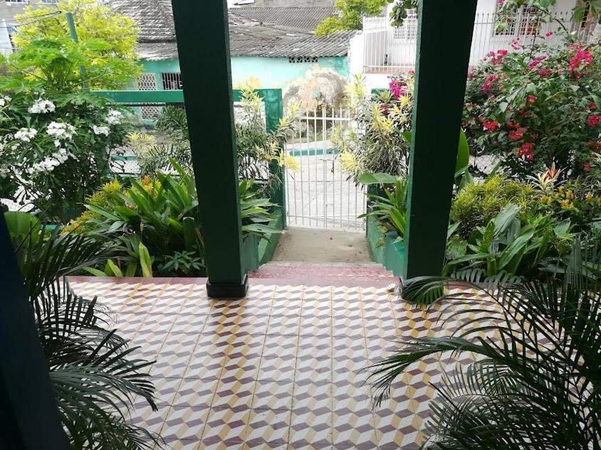 Casa La Verde Esperanza cuartos con baño y AC