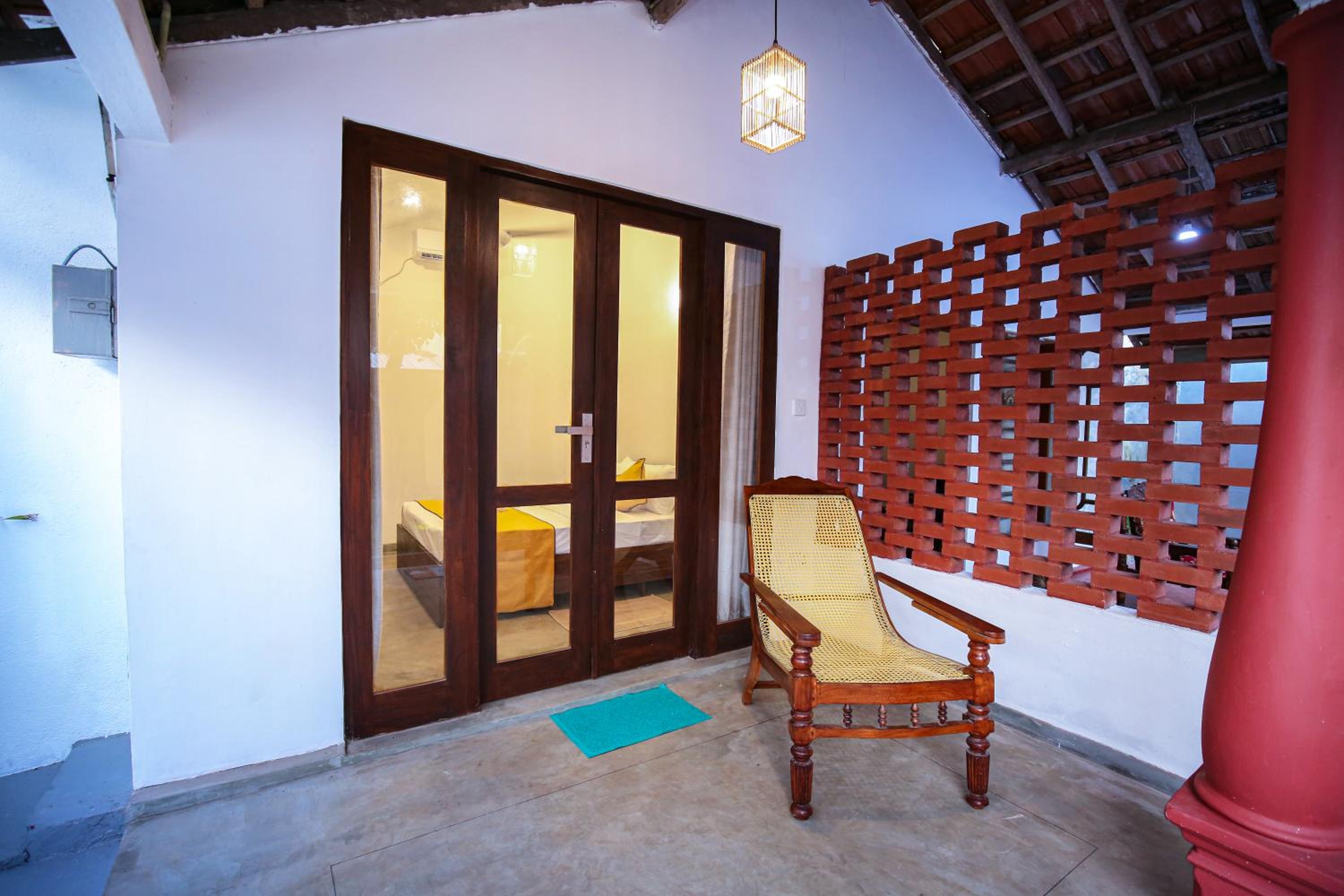 Randika RestRoom
