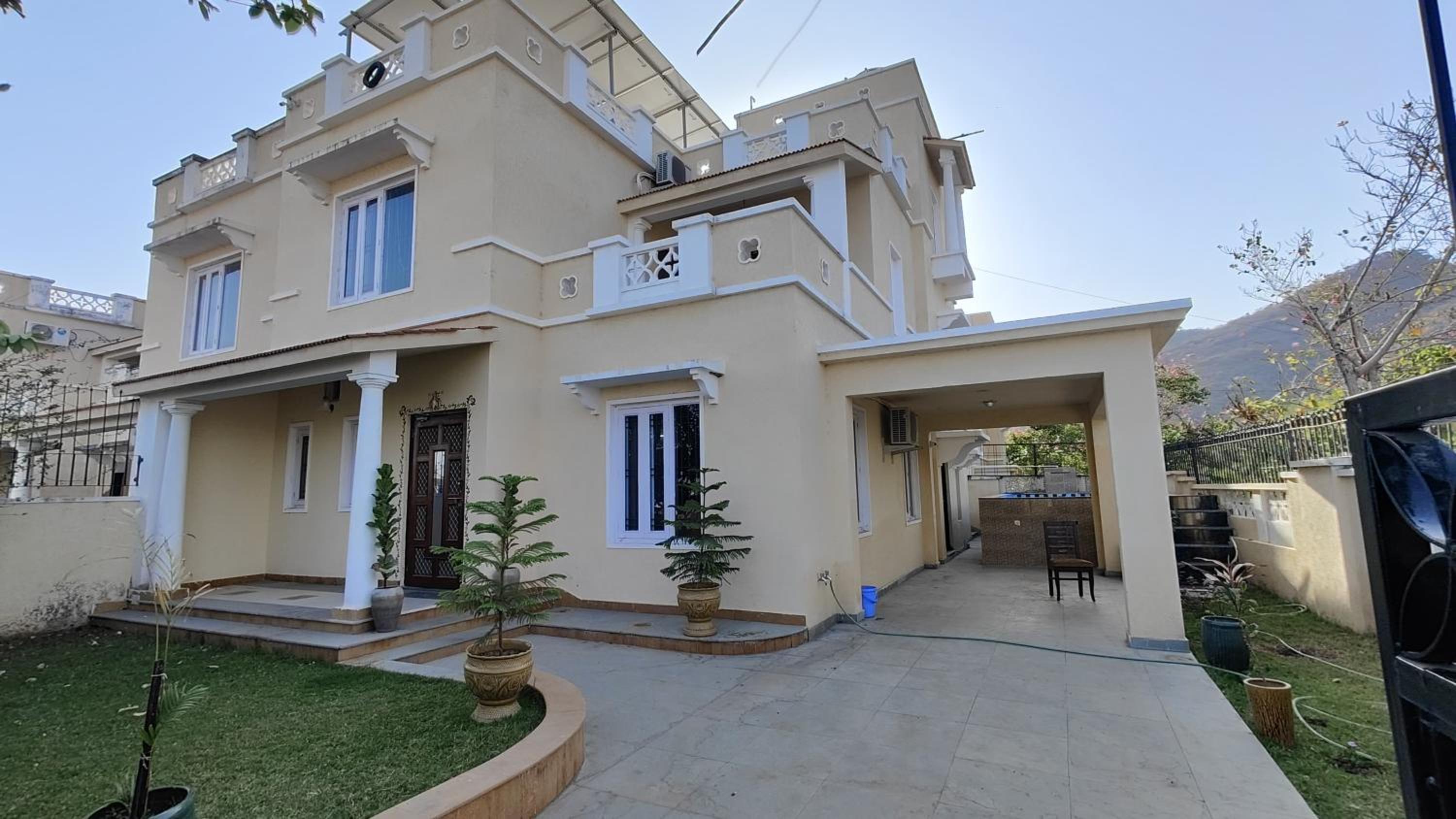 AARAMBH VILLA by UBEO HOTELS view 3
