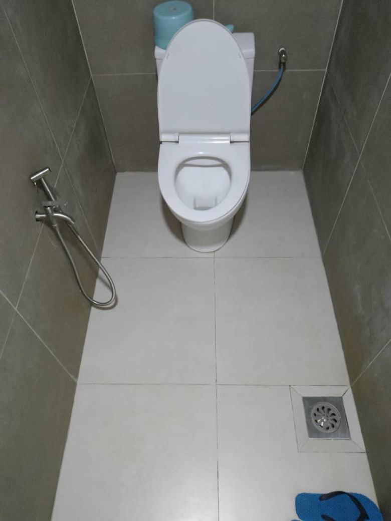 Cempaka Homestay Batu Pahat 21 photo 2