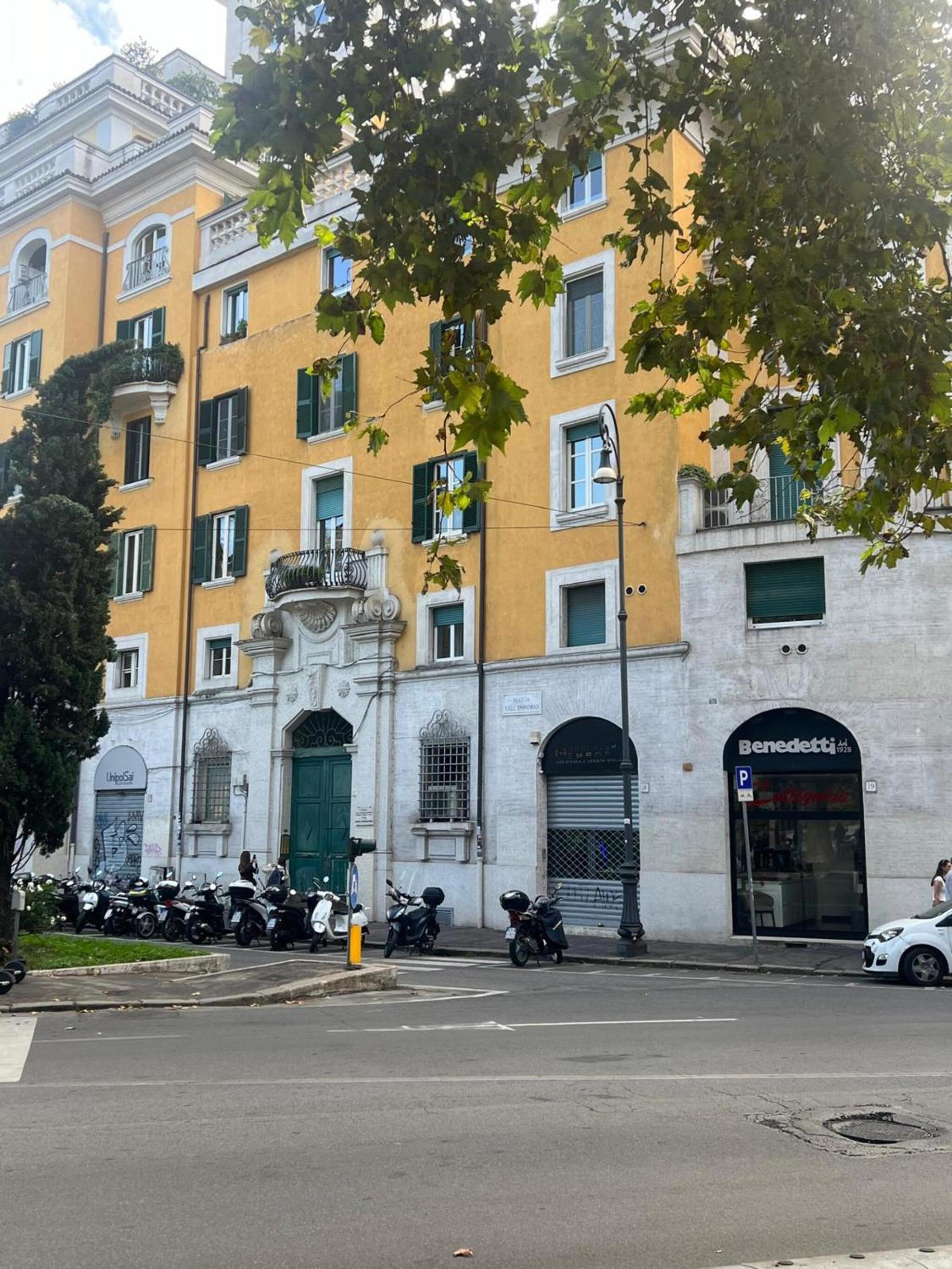EMPORIO 36 BOUTIQUE HOTEL