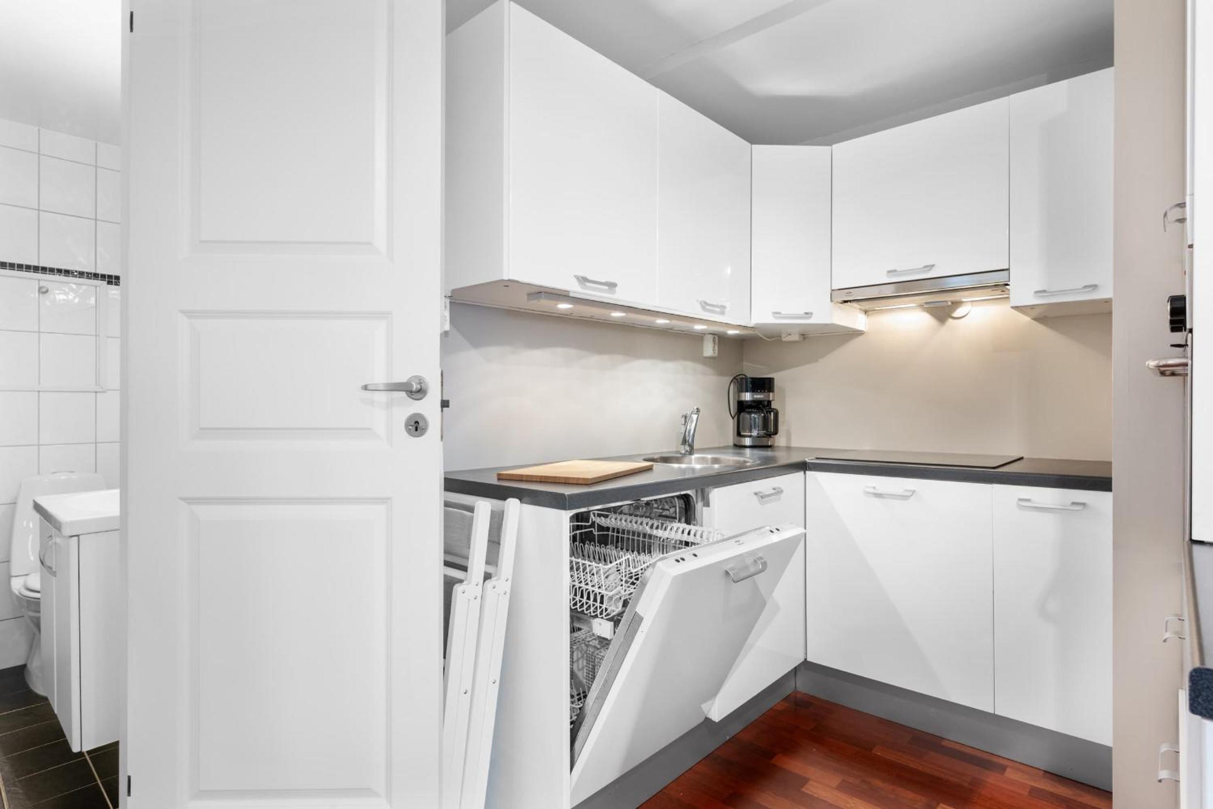 New Sandviken Apartment with Stunning view view 4