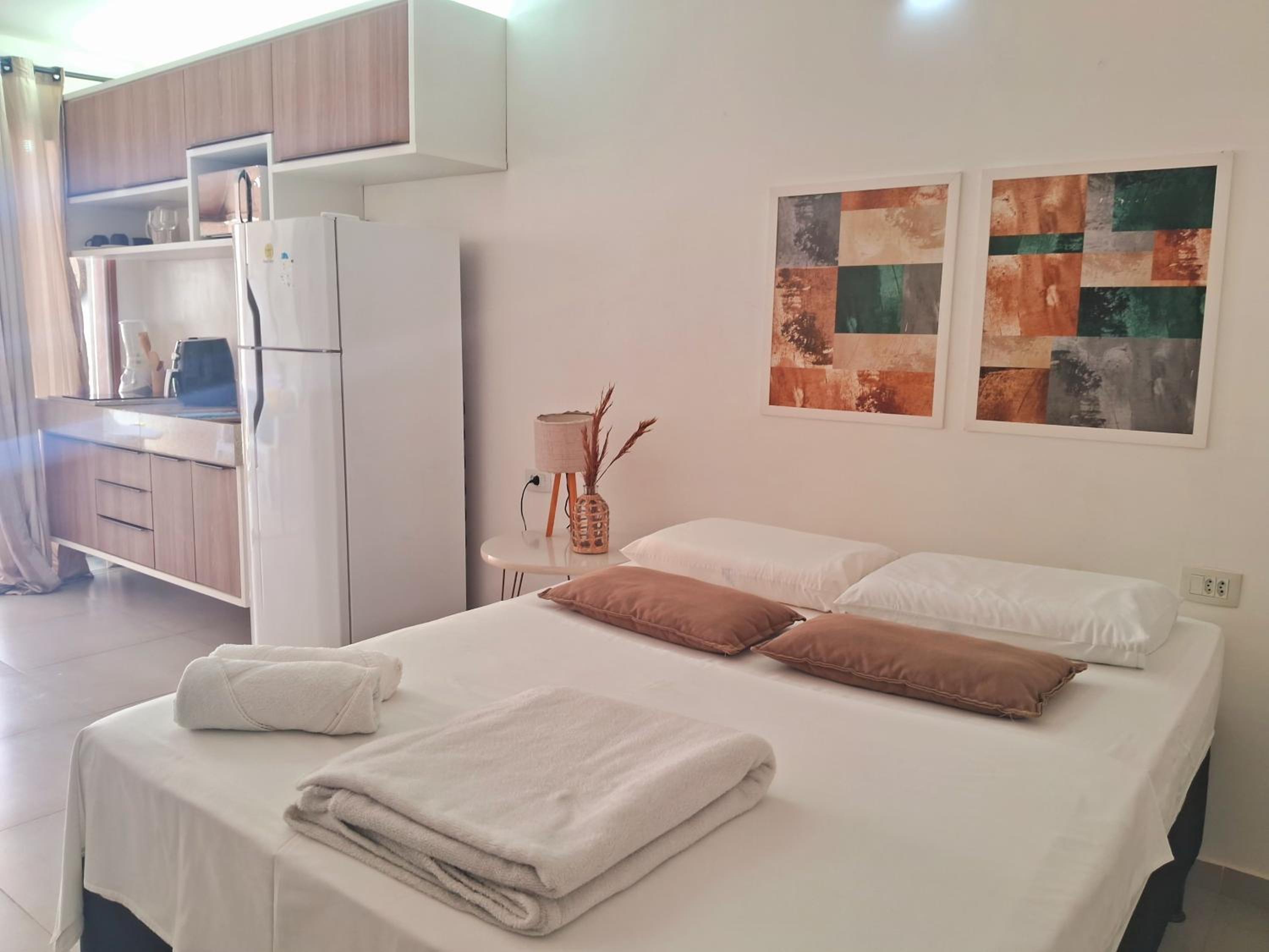 FLAT ENCANTADOR A UM PASSO DA PRAIA