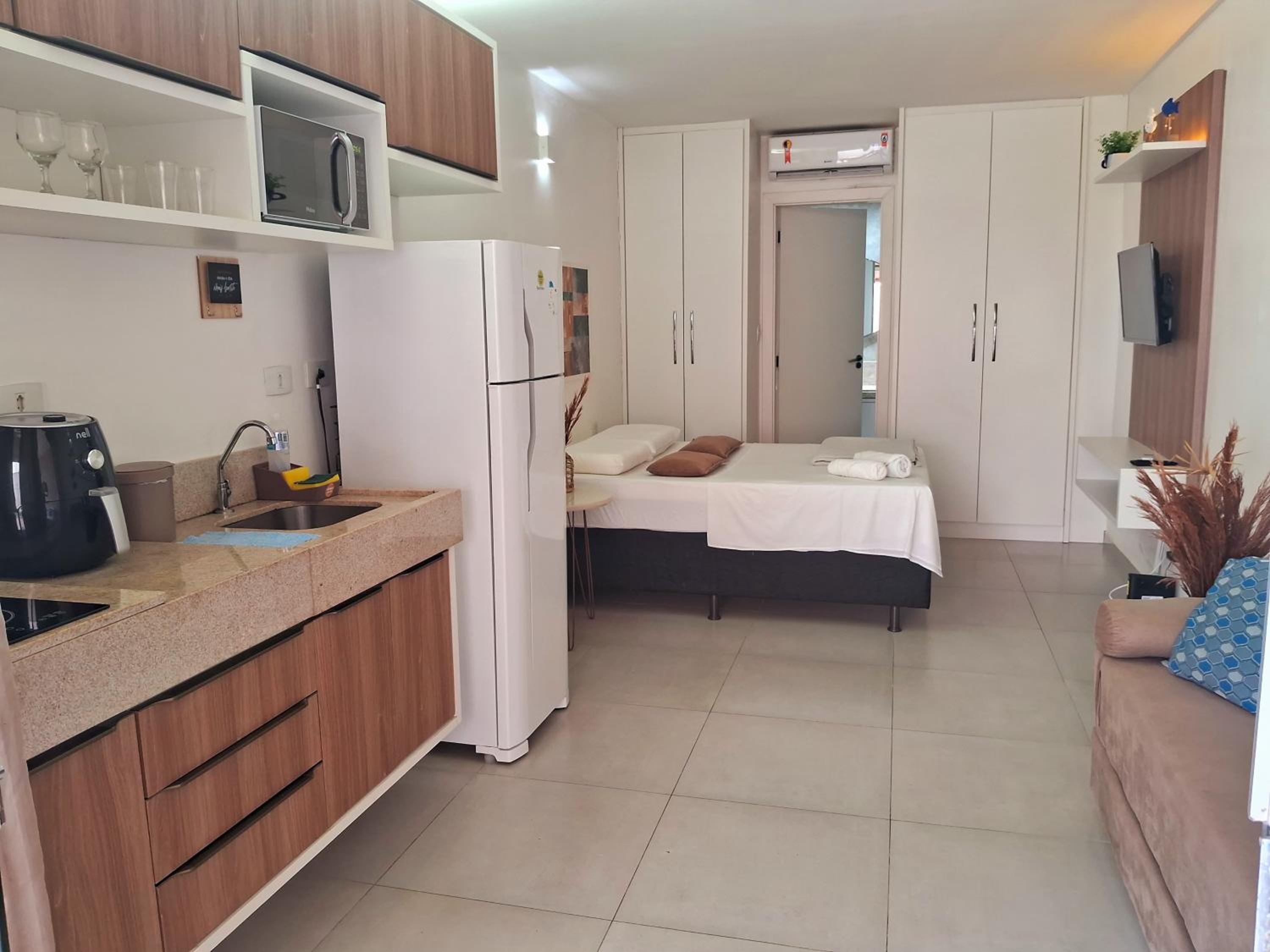 FLAT ENCANTADOR A UM PASSO DA PRAIA