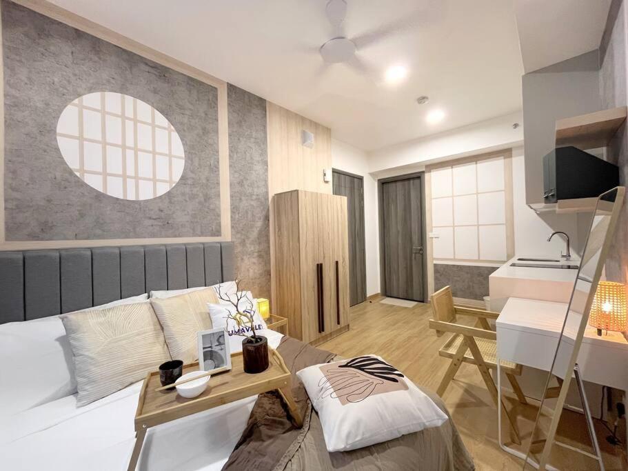 Chic 2BR Agile Bukit Bintang by RumaBnB