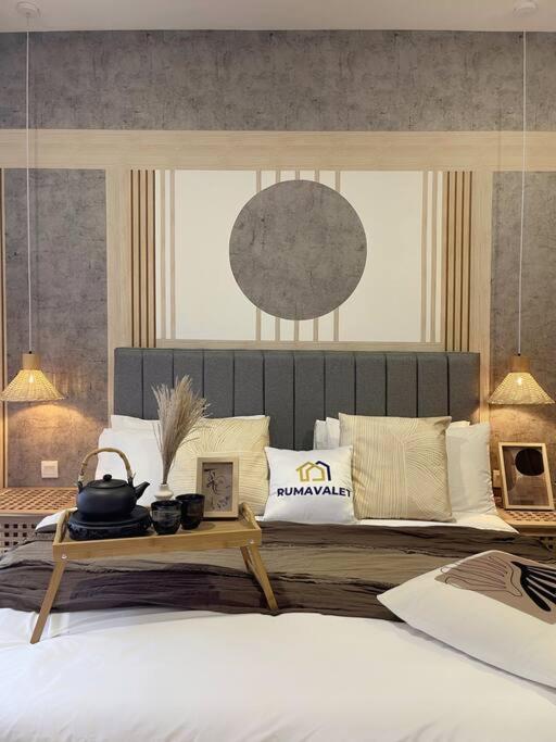 Chic 2BR Agile Bukit Bintang by RumaBnB