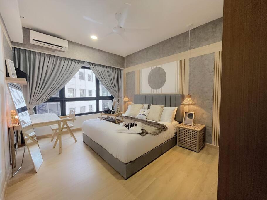 Chic 2BR Agile Bukit Bintang by RumaBnB