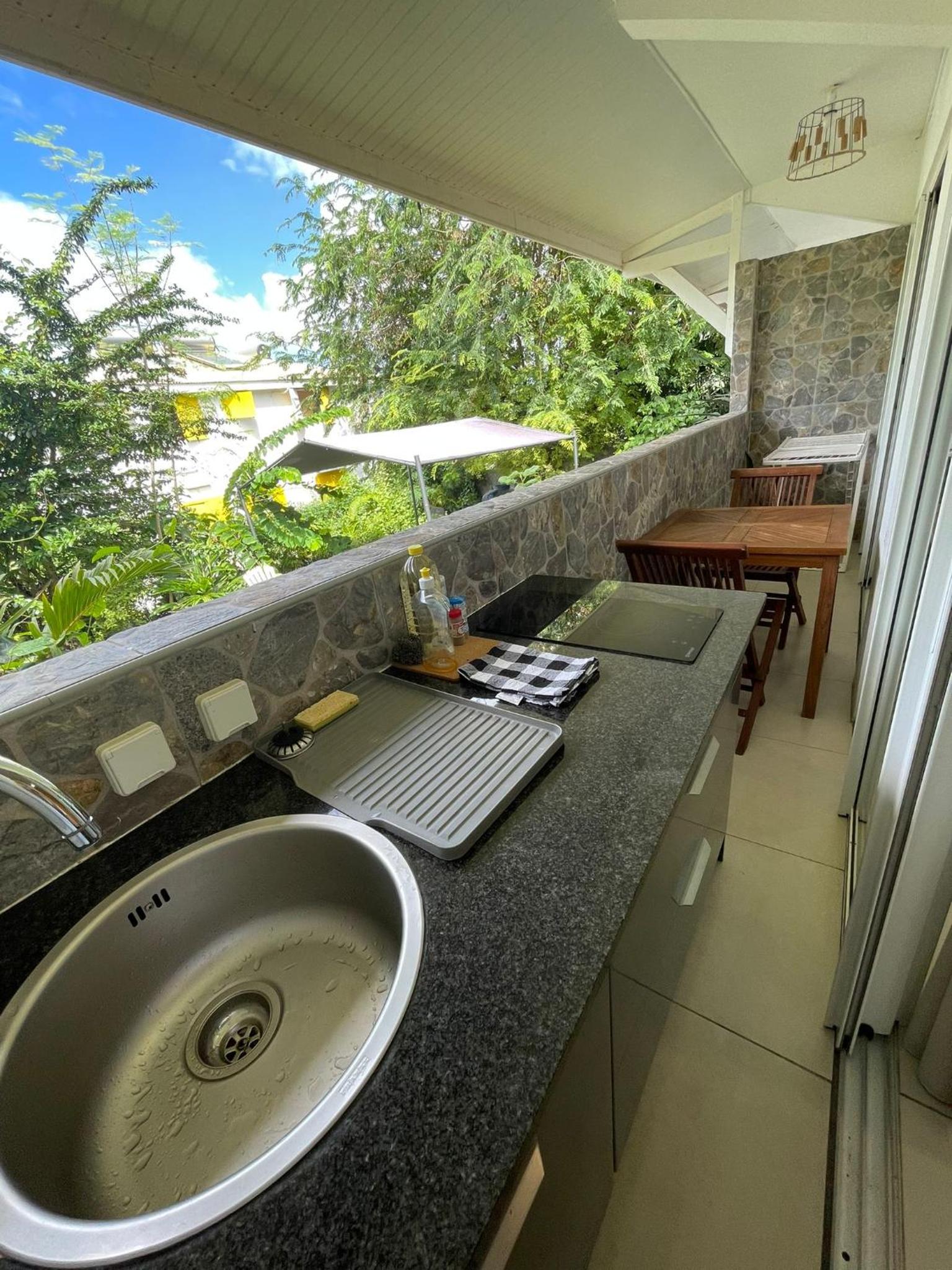 Cosy Appart' avec piscine proche plage
