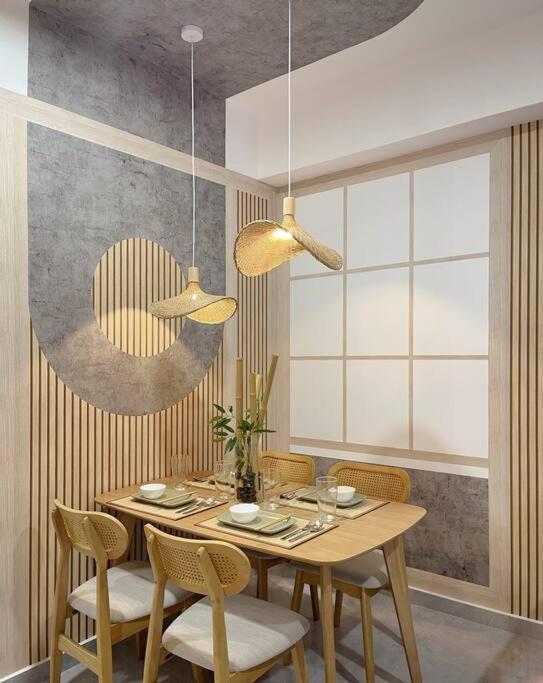 Chic 2BR Agile Bukit Bintang by RumaBnB