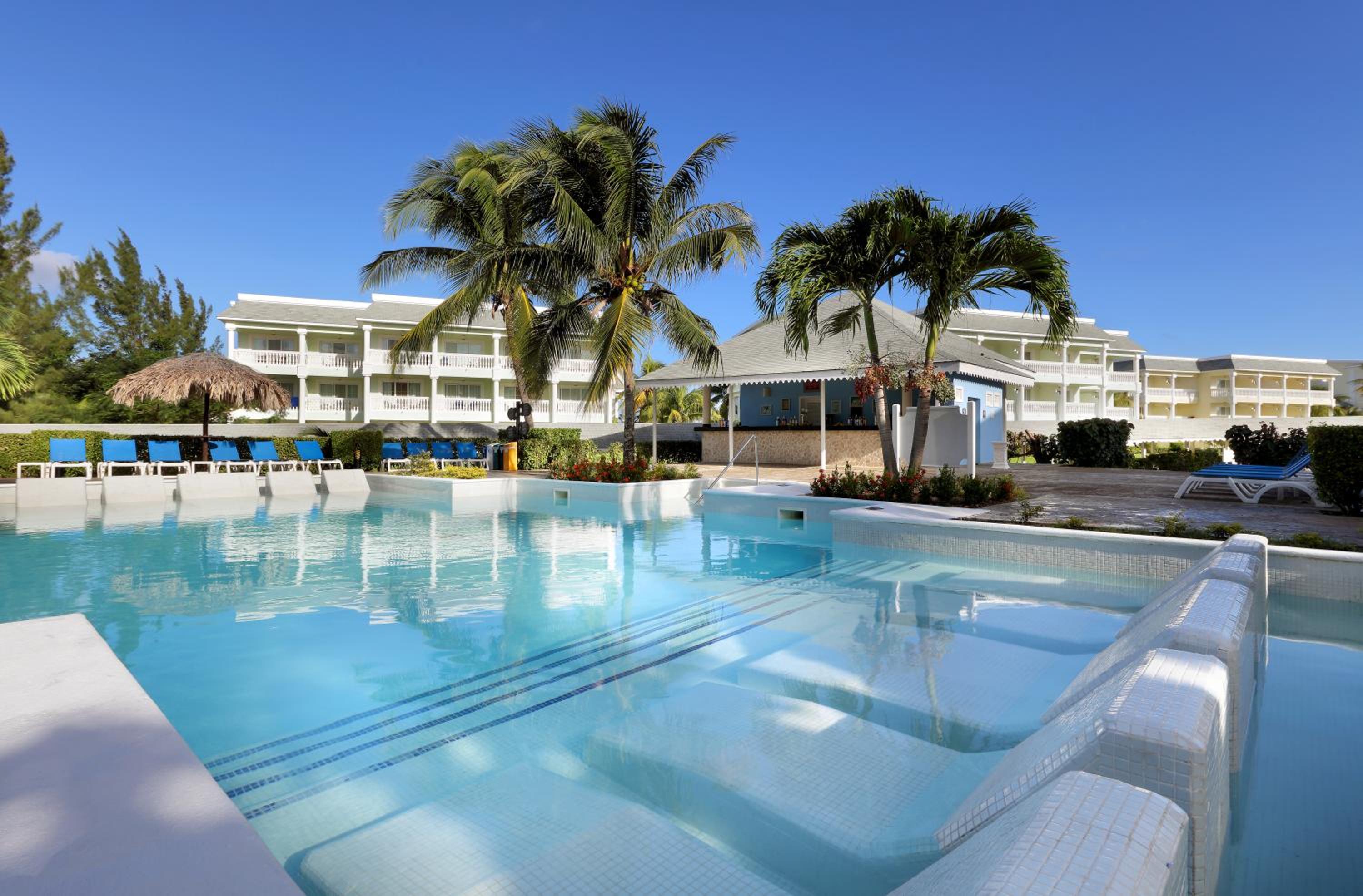 Grand Palladium Lady Hamilton Resort & Spa - All Inclusive